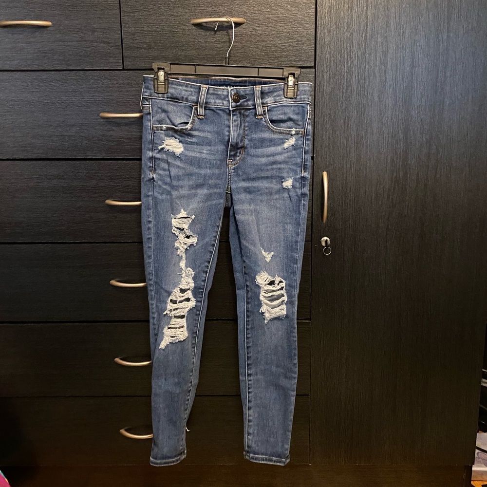 Women’s American eagle jeans. size 4 short.